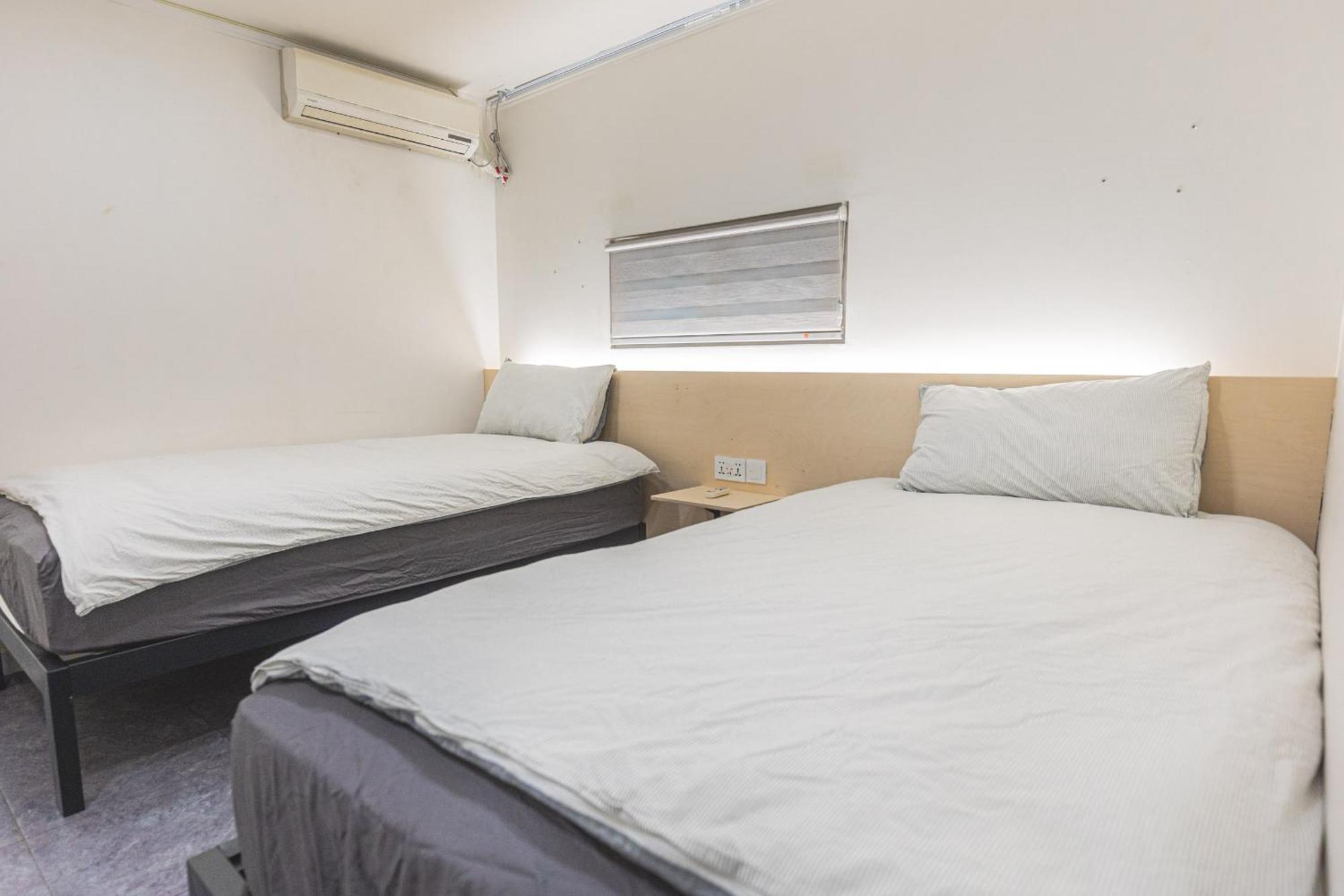 Guest house Kotaro House *