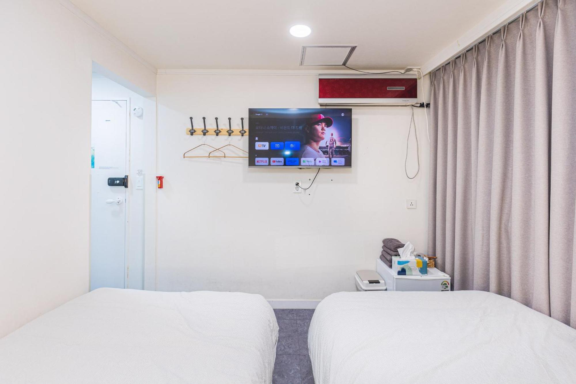 Guest house Kotaro House