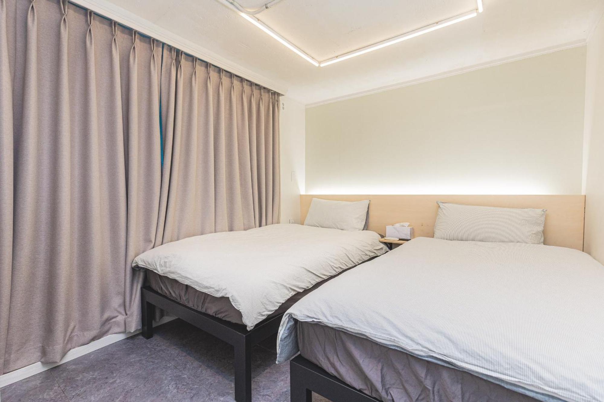 Guest house Kotaro House *